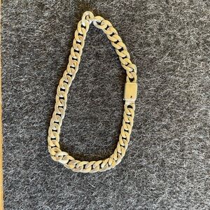 Elegant Silver Chain Bracelet